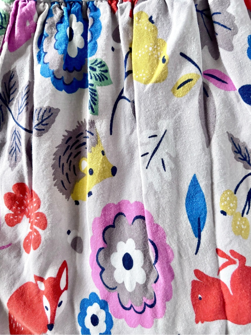 Mini Boden Girls Warm Gray Woodland Animals Skirt • EUC • Size 3–4 - Picture 6 of 7